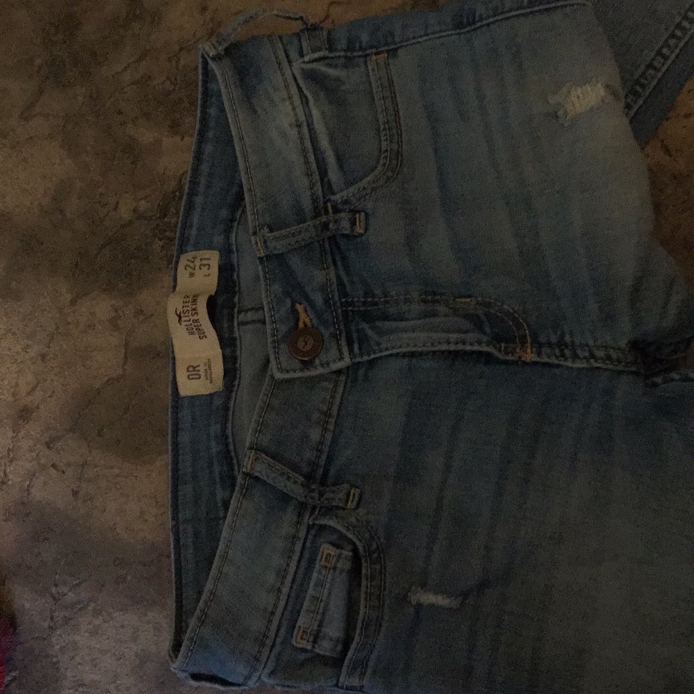 Hollister distressed light blue jeans size 0